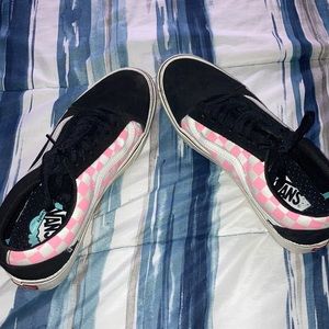 Black+Pink Checkered Vans Tied